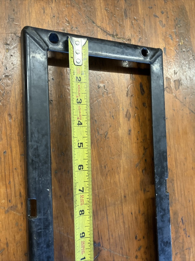 5V8438 Battery Frame