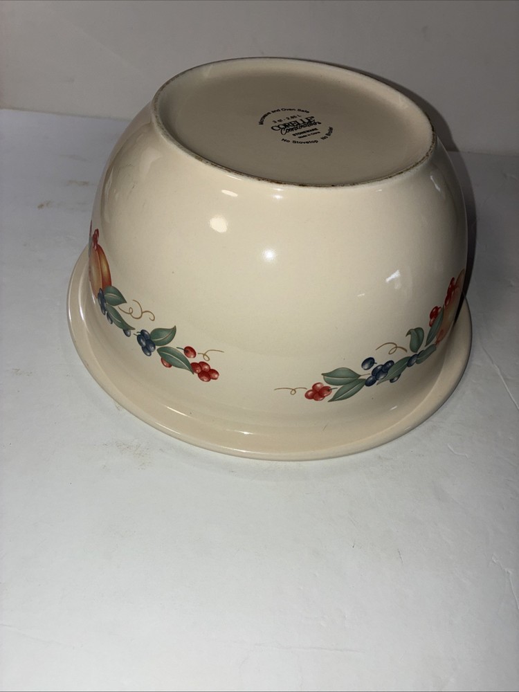 Two Pieces Of Corelli 2 Quart And 3 Quart Mixing Bowls
