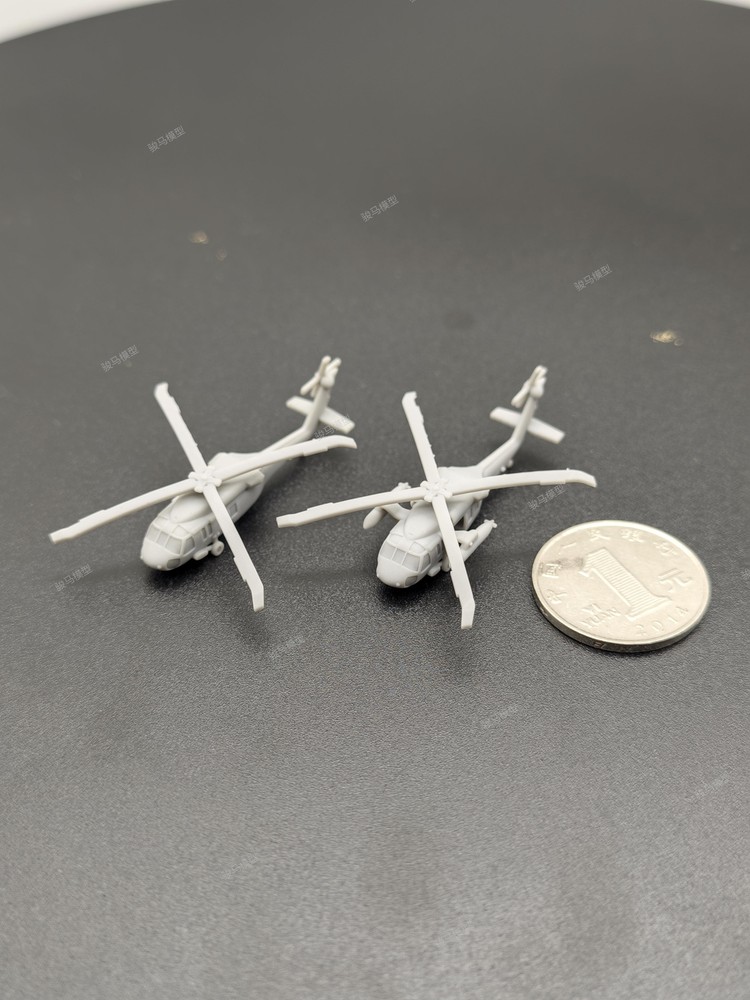 1/2000/700/400/350 US UH-60M Black Hawk Helicopter