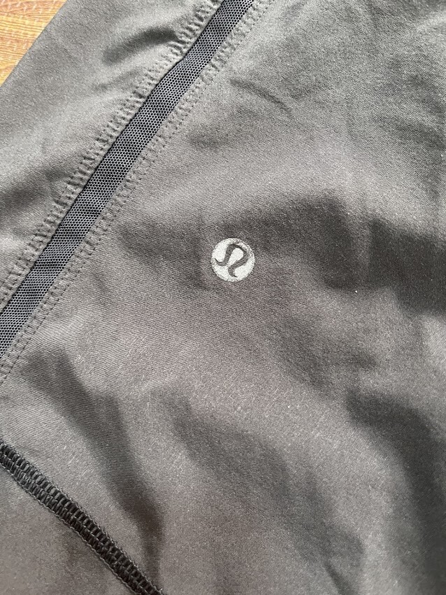 Lululemon Men's Shorts Active Graphite Color Size M Medium