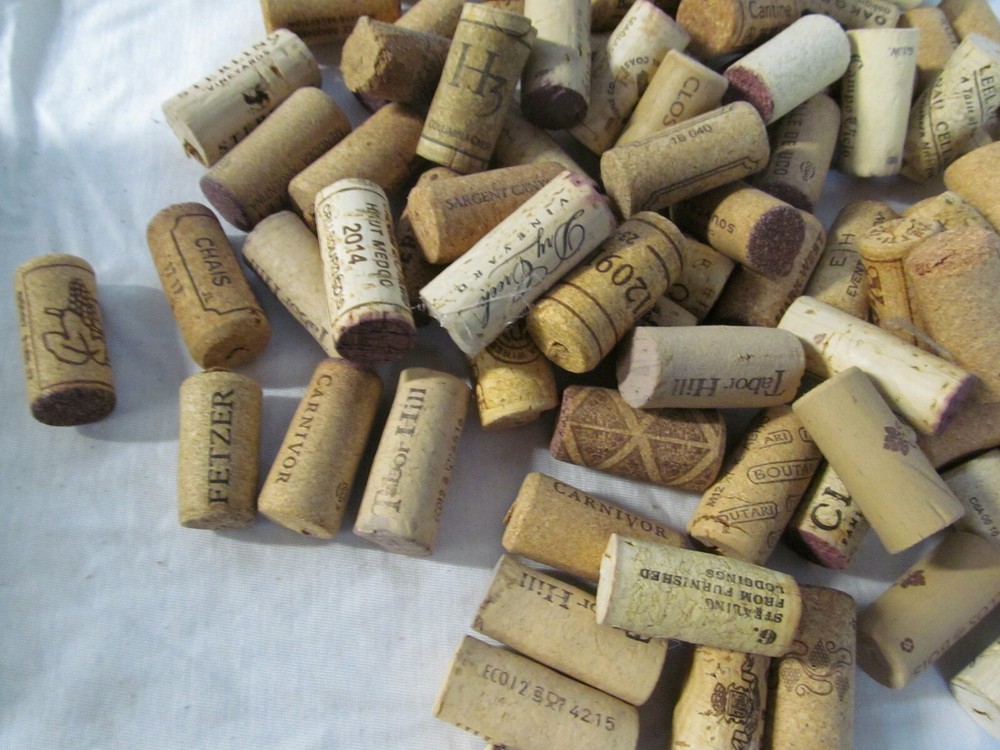 (113) Assorted Wine Corks for Crafts