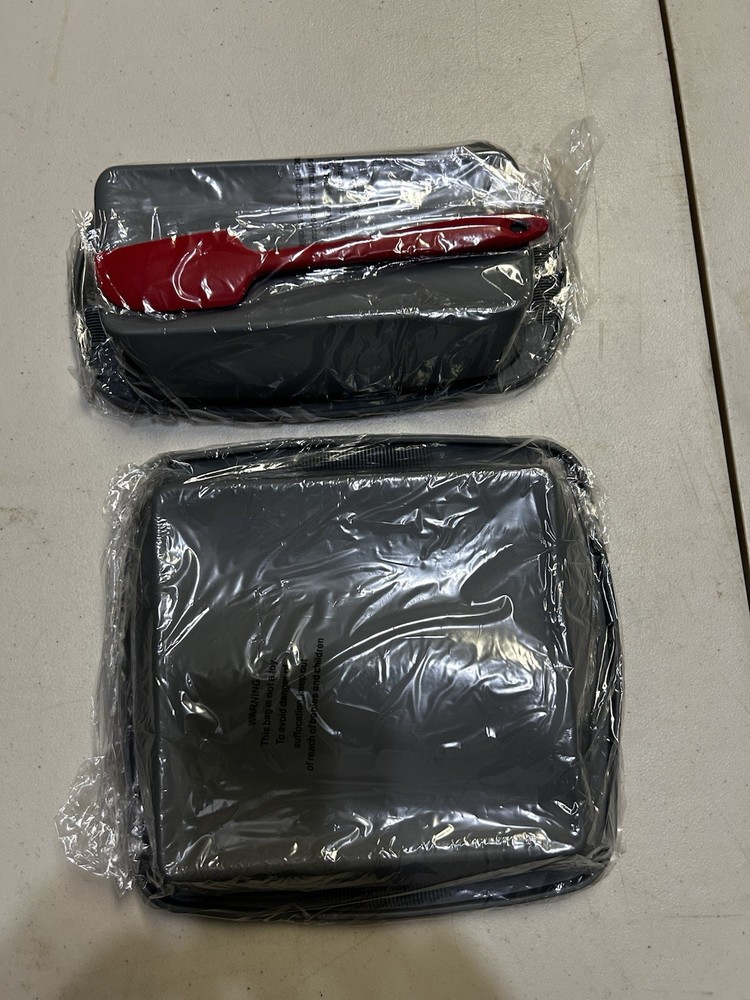 Silicone Bakeware Rectangular / Square Baking Pan Set, 3 pieces, New