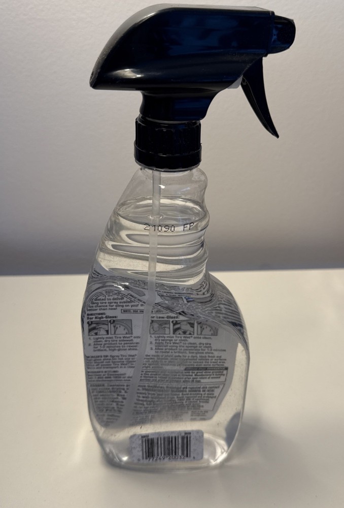 Black Magic BM23 Tire Wet, 23 fl oz