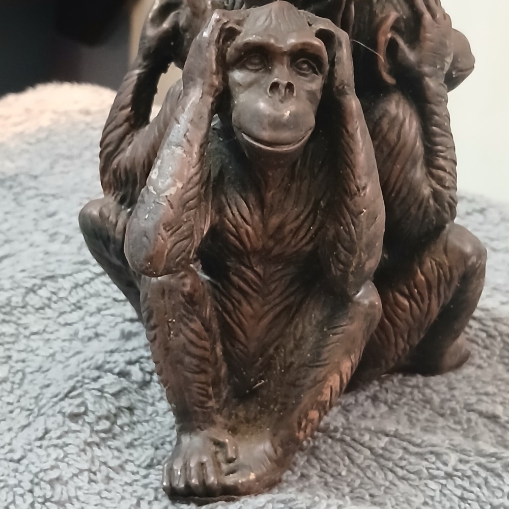 Older Monkey Clock Hear No Evil Speak No Evil See No Evil Read