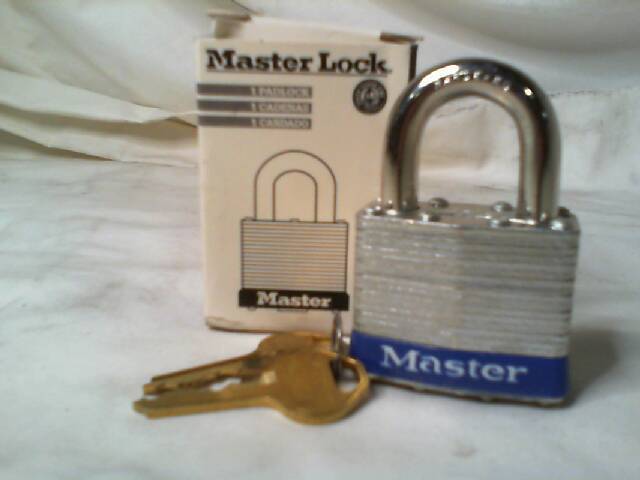Master Lock 81 Laminated Padlock - New In Box