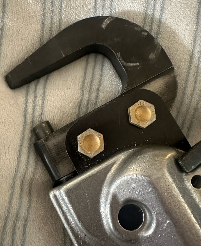 General Pneumatic Tandem Rivet Squeezer Model 3000C