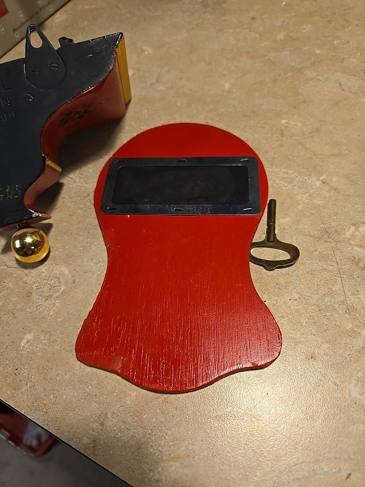 Le Castel Gold colored 10" Mantle clock - needs work - AS IS