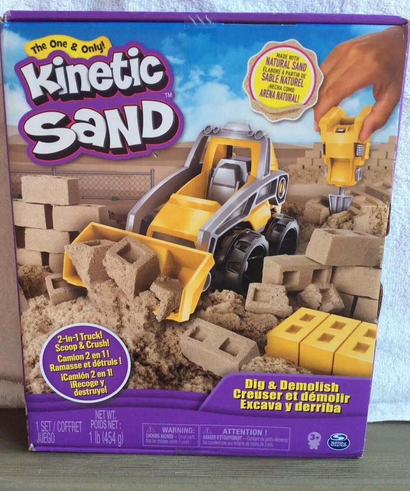 Kinetic Sand Dig & Demolish