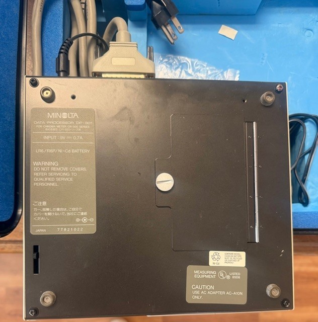 Minolta Data Processor DP-301, CR-300 Series Chroma Meter, Case Kit