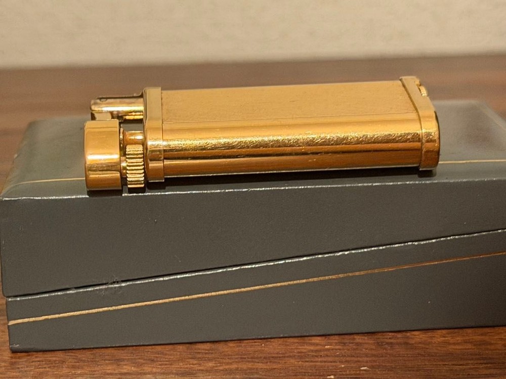 Dunhill Hammer Gold Stripe Roller Gas Lighter Used