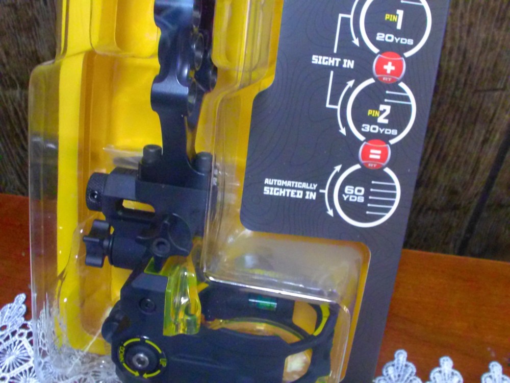 NEW Trophy Ridge React Retaliate 5 Pin Micro Adjustable Bow Sight RH AS855D NWT