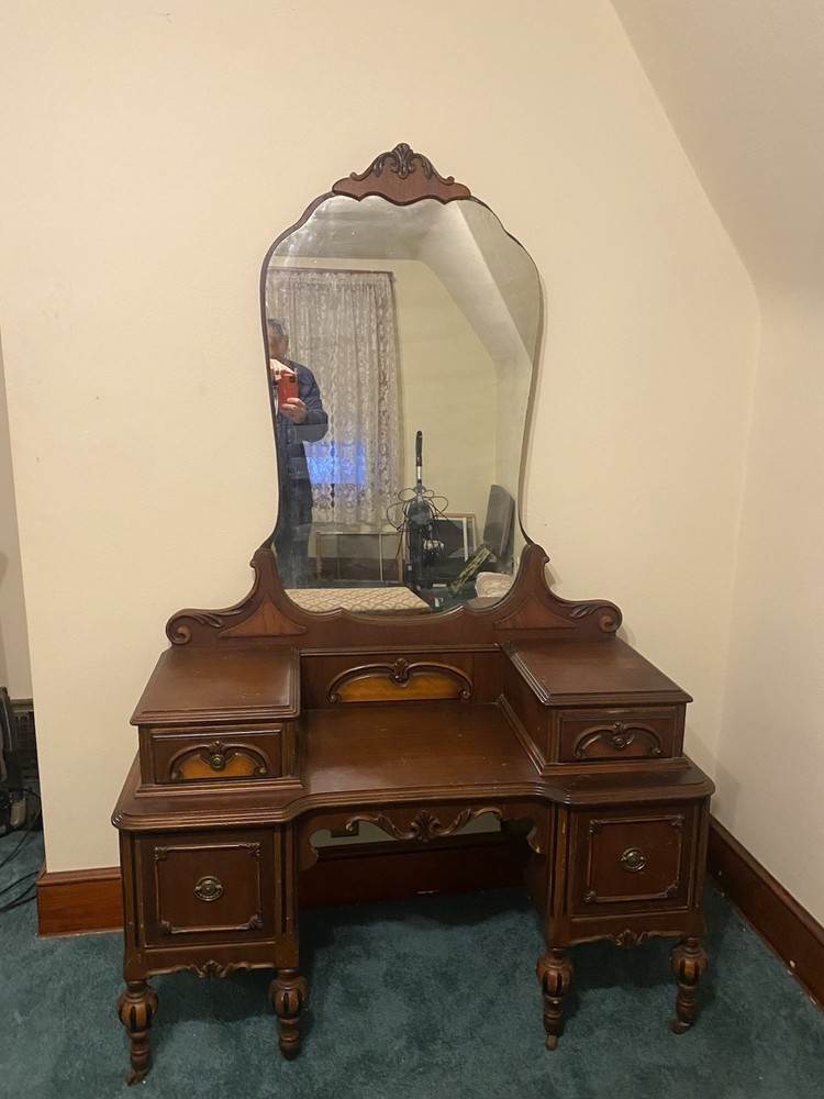 1940’s Antique dressing/ vanity table
