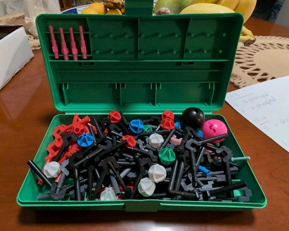 Molecular Visions The Flexible Molecular Model Kit by Darling Models