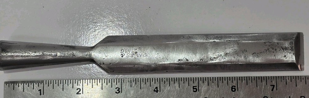 Vintage C.E. JENNINGS  Mark 1" Chisel No. 6