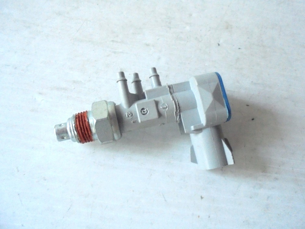 Ported Vacuum Switch Standard PVS112 ORIGINAL FORD E2B2-8A564-A2A NEW
