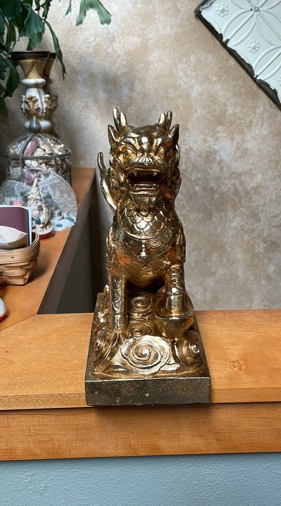 Gold Tone Winged Dragon Foo