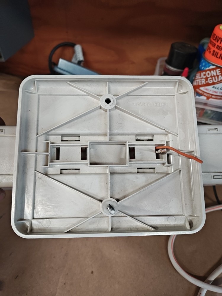 Lithonia Double-sided Exit Sign 220 Or 120 Volts Tested