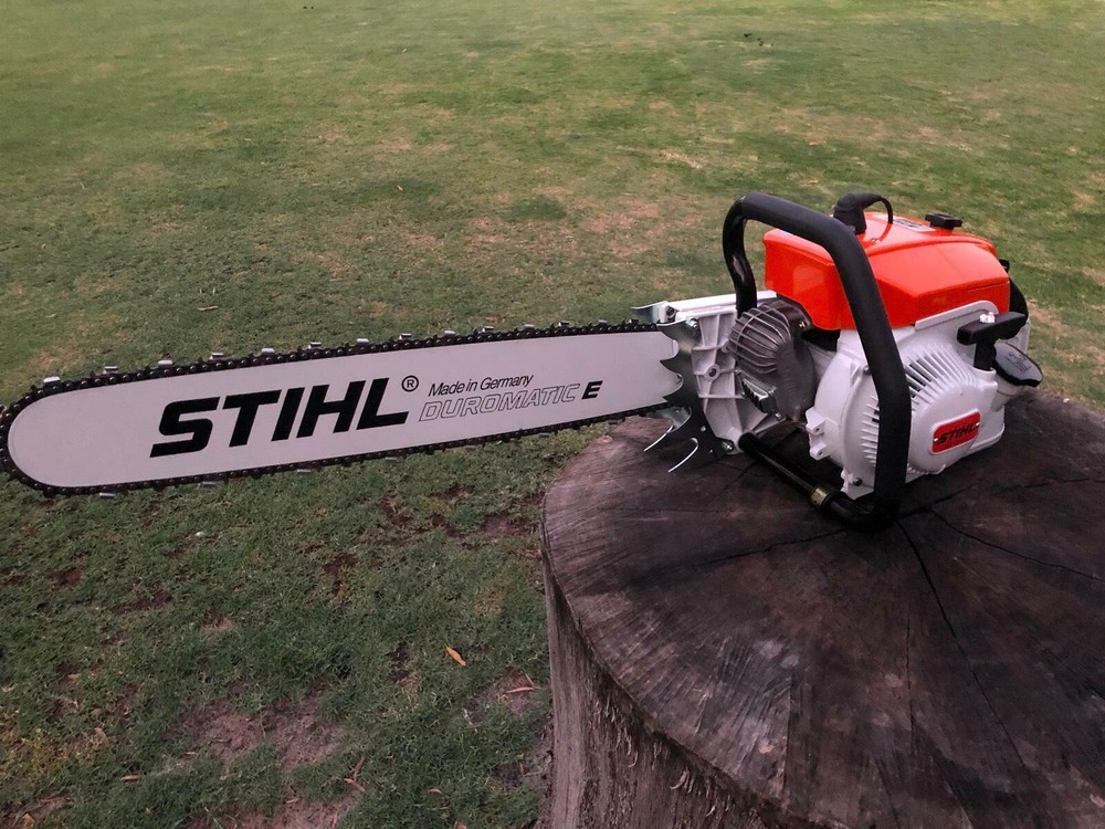 STIHL 090 Chainsaw... OS Sales Only