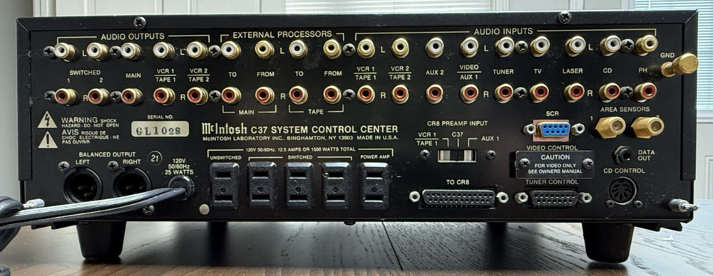 Mcintosh C37 Preamplifier