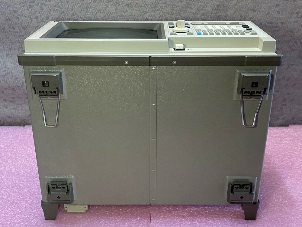 HP 1664A ANALYZER