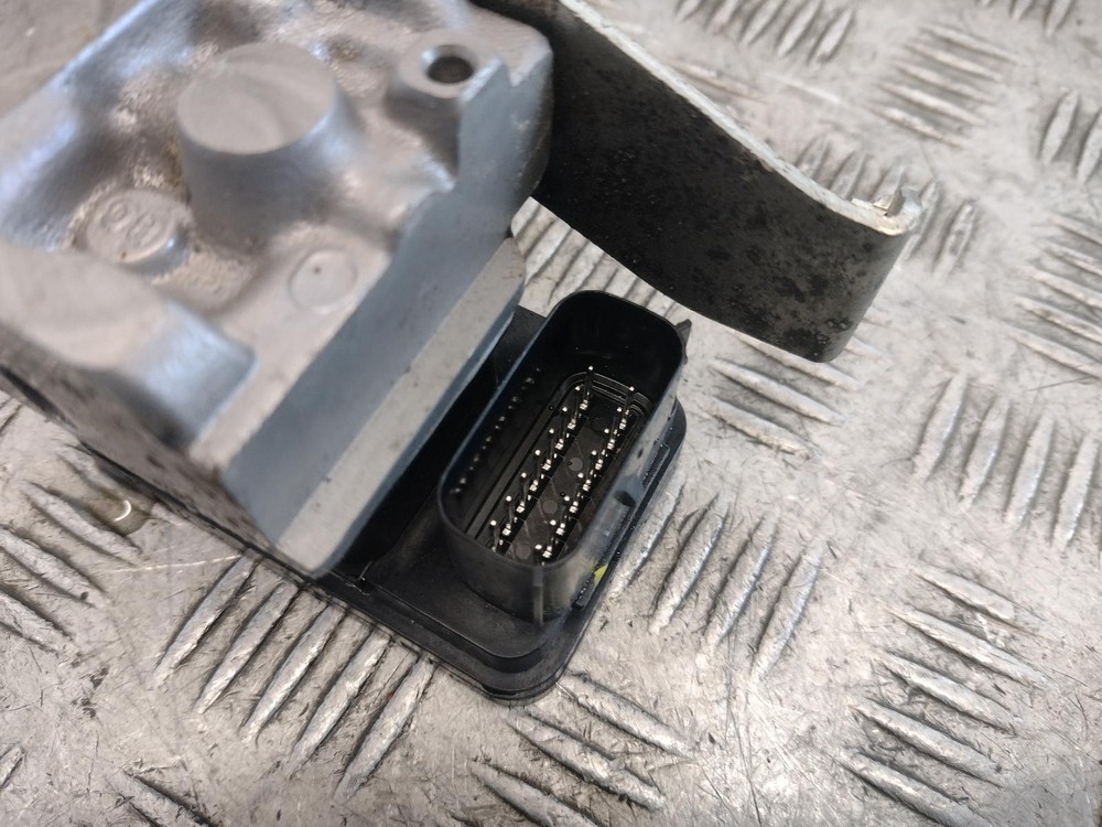 2018 HONDA PCX 125 WW 125-A ABS Pump