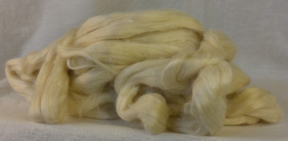 Ramie Roving undyed 2.5 oz