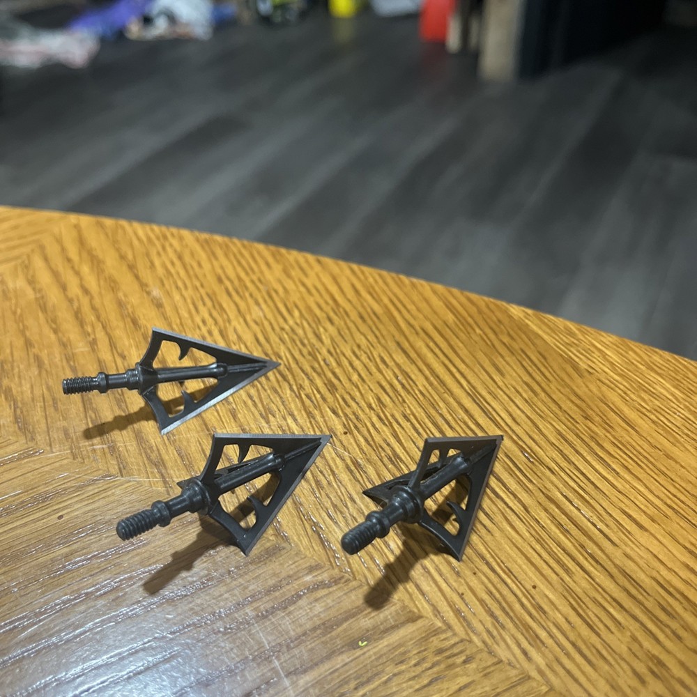 NAP Hellrazor Broadheads (3)