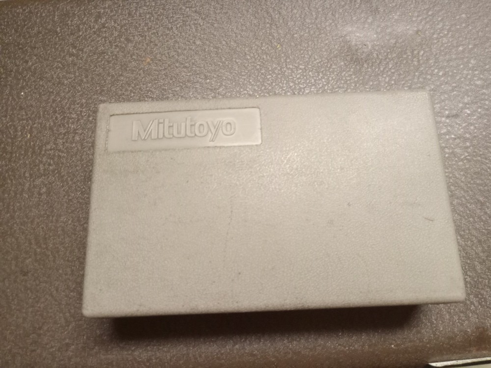 Mitutoyo Dial Indicator 513-518T