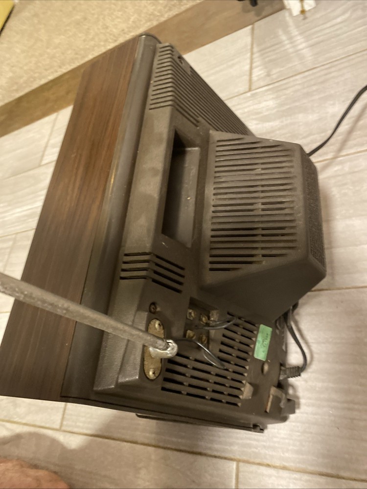 1976 Zenith 12” Solid State Television Retro Gaming
