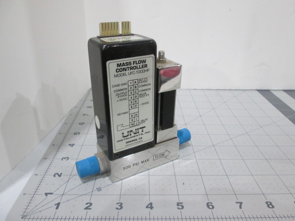 Unit UFC-1000HP Mass Flow Controller for O2, 500 SCCM - Used