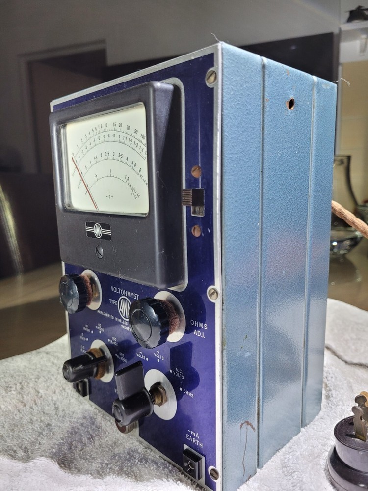 AWA Voltohmyst Type A56010