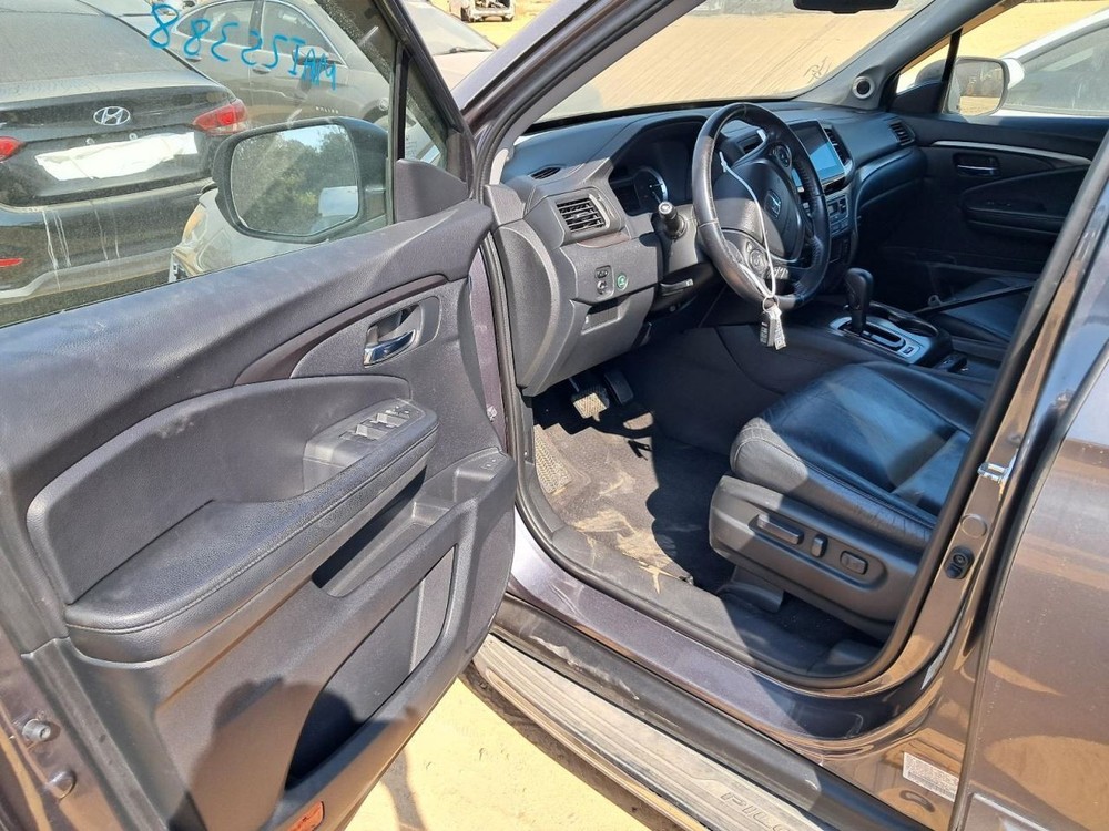 PILOT 2016 Glove Box 4799793
