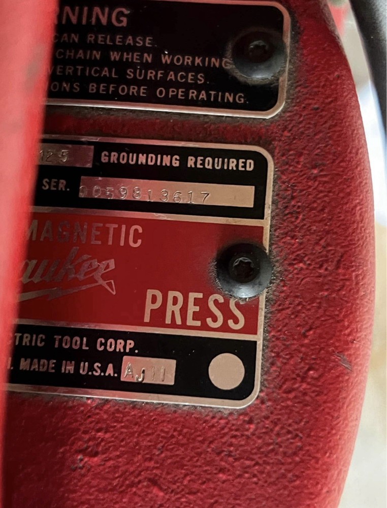 Milwaukee Electromagnetic Drill Press