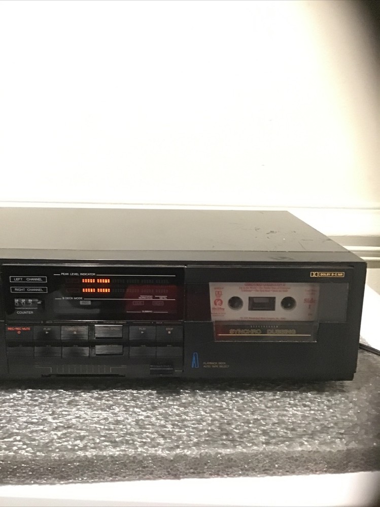 JVC Stereo Double Cassette Deck TD-W330
