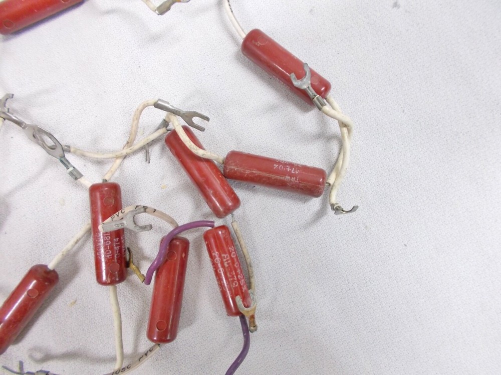 10 TRW Capacitors