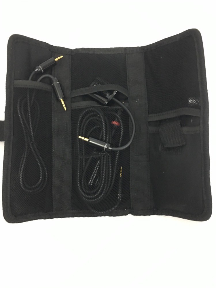 ACCURIAN MP3 VALUE KIT CHARGER