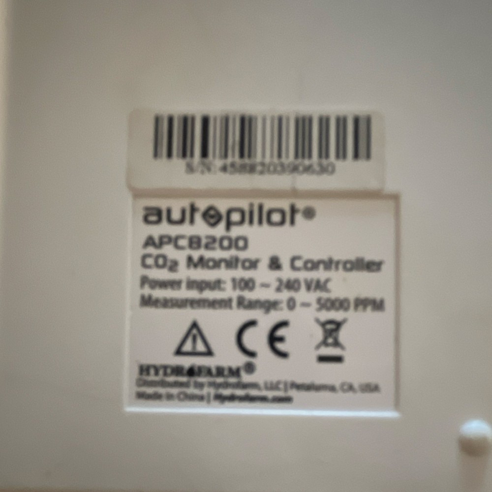 Autopilot APC8200 CO2 Monitor & Controller, Digital Display, Remote Sensor