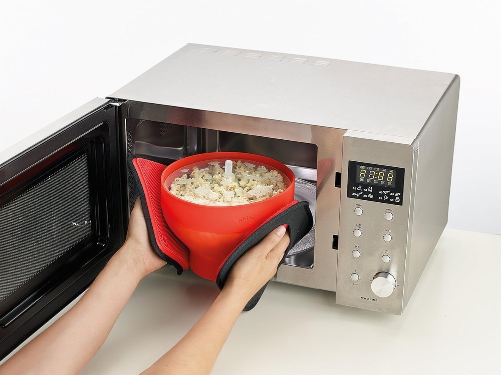 Red Collapsible Microwave Popcorn Maker 2-3 Servings Fast & Healthy