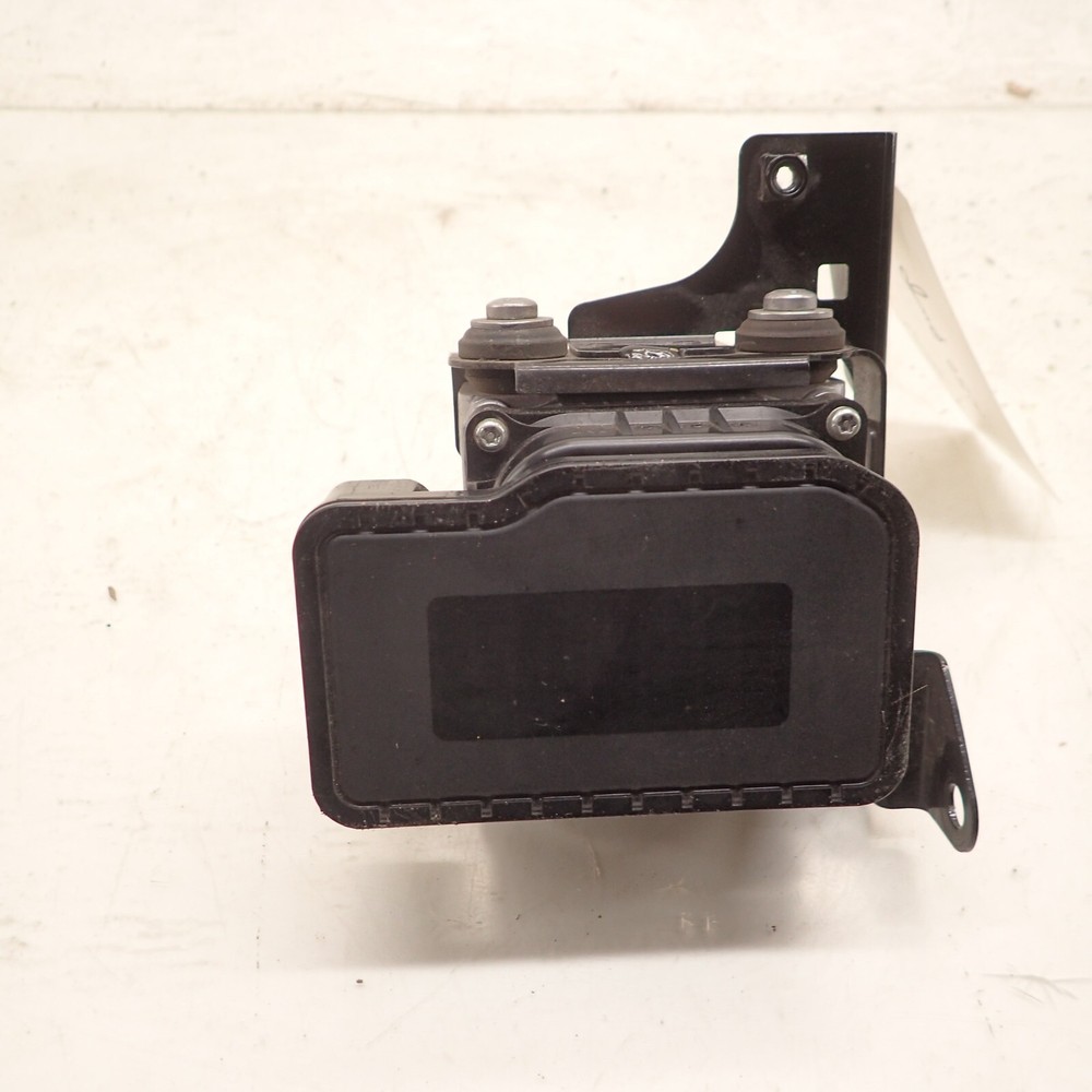 Triumph Sprint ST 1050 abs pump