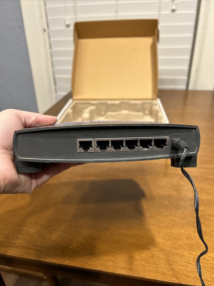 Linksys EtherFast 4-Port Cable/Dsl Wired Router BEFSR41 Ver.2