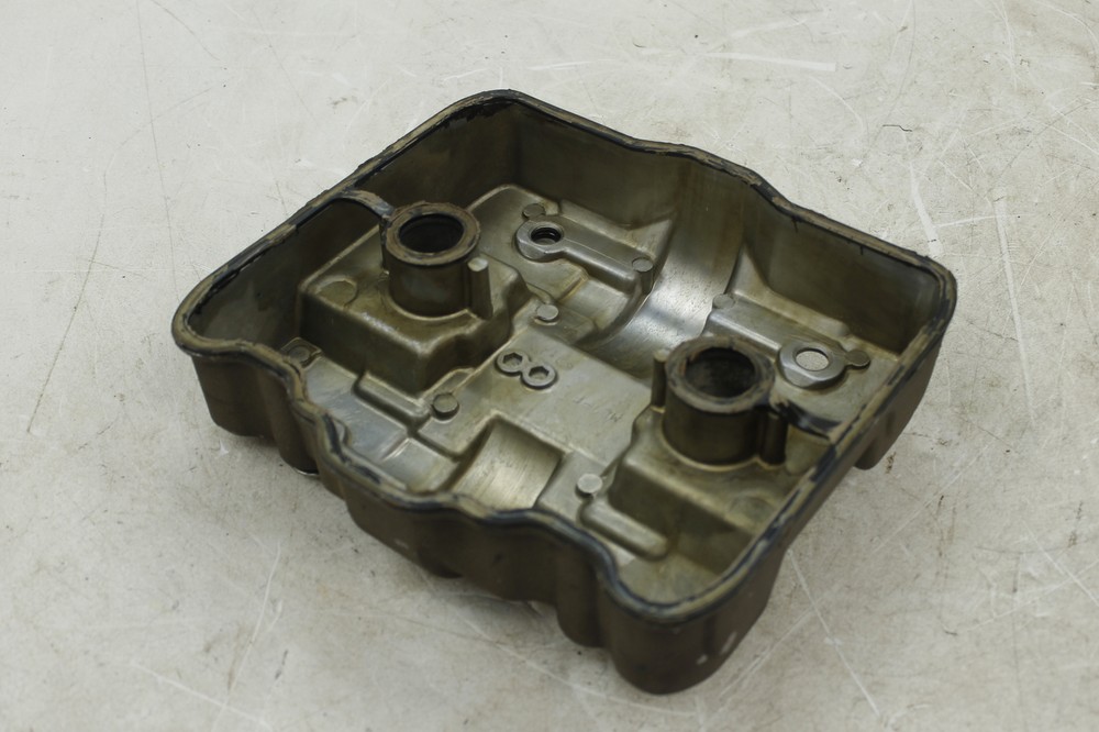 86-87 HONDA INTERCEPTOR 700 FRONT ENGINE CYLINDER HEAD TOP COVER
