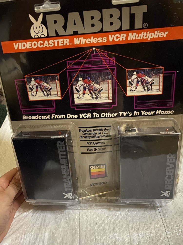 Gemini Videocaster Wireless VCR Multiplier Transmitter & Receiver Set VC2000