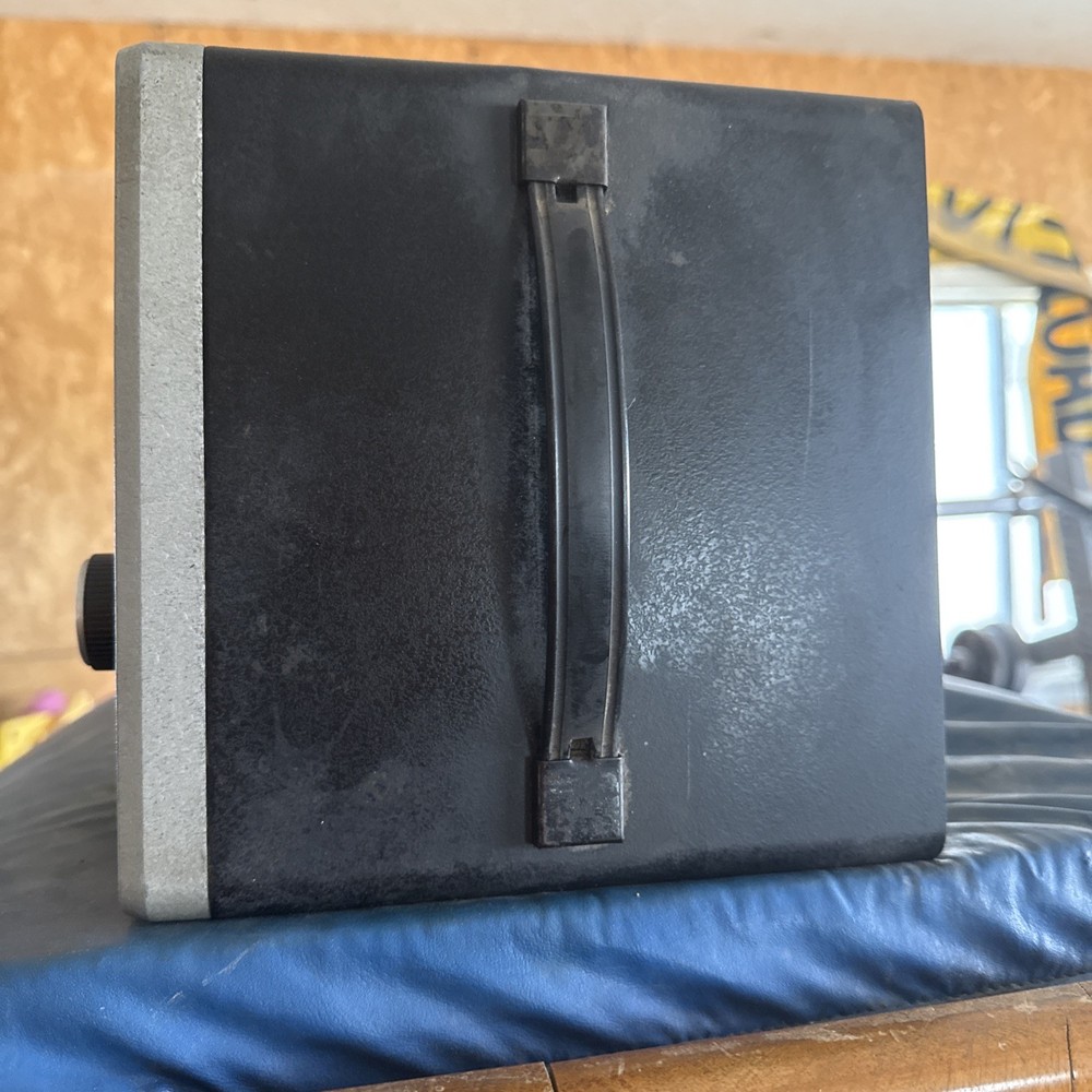 EICO model 379 Solid State Fet Sine/Square Wave Generator