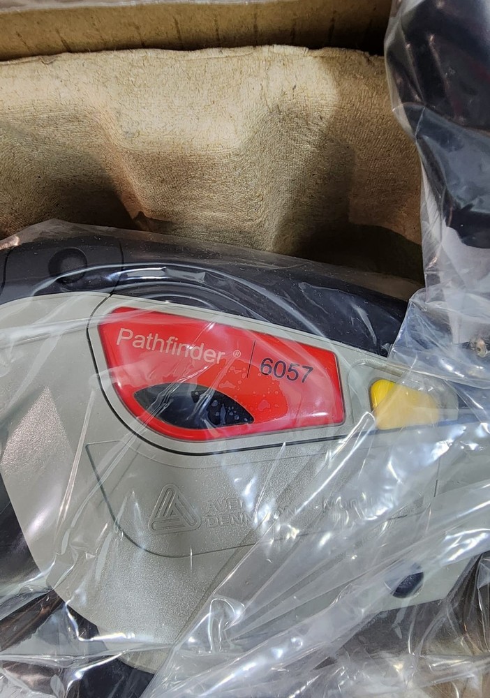 Avery Dennison Pathfinder-6057 Label Printer