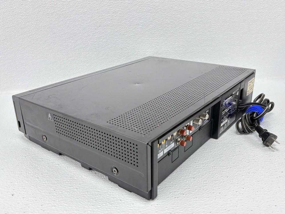 PRE OWNED | Mitsubishi HS-339UR VCR VHS Player - Black
