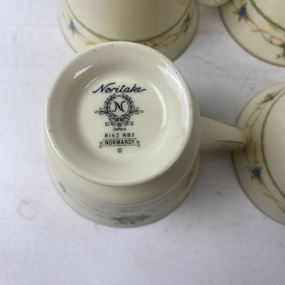 4 Noritake Floral Footed Tea Cups Pre-Owned