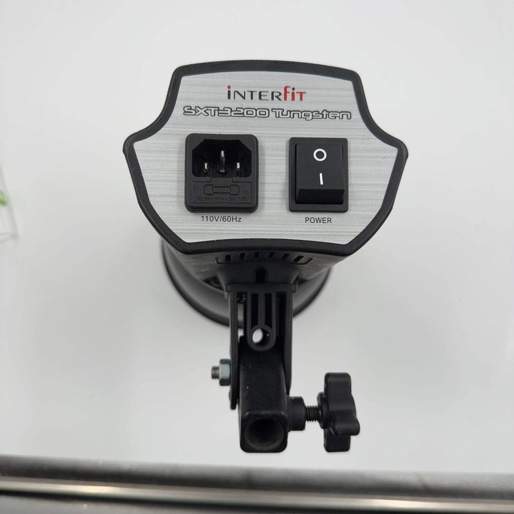 Interfit SXT3200 Tungsten professional-grade continuous lighting kits