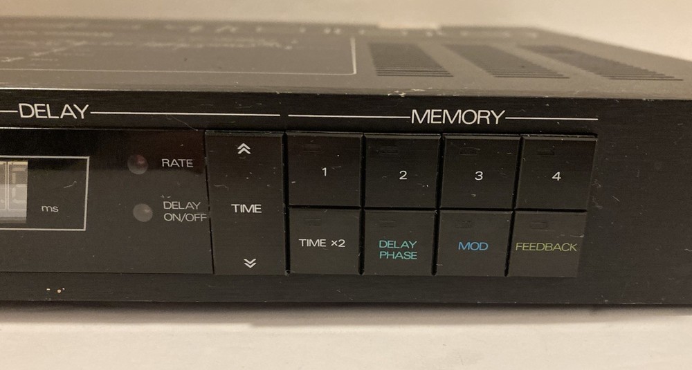 Roland SDE-1000 Digital Delay Rack Effect Processor Vintage Working Tested Japan