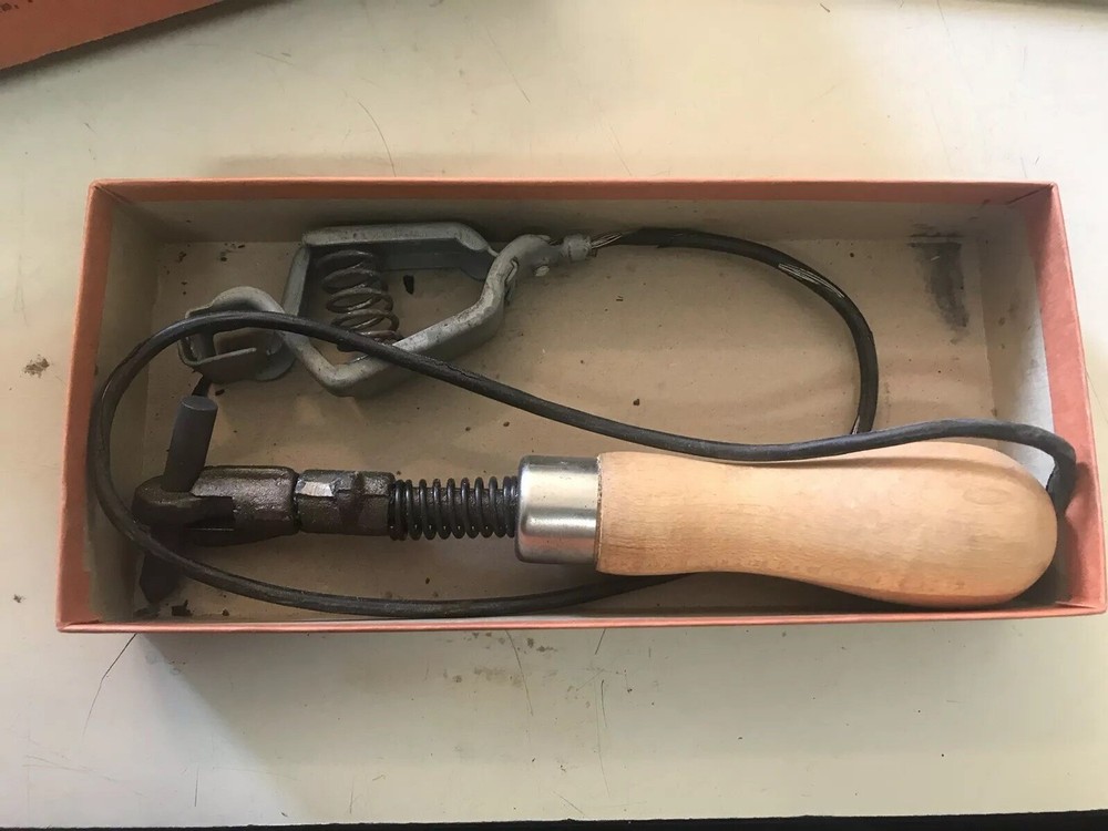 Vintage Spee-Dee Splice 10 Battery Terminals & Adjustable Carbon Torch