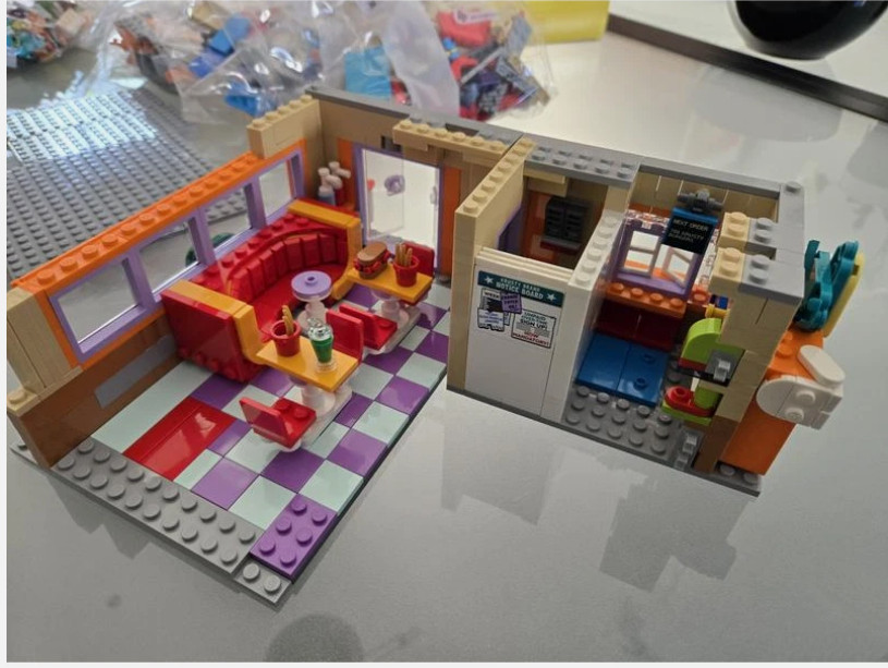 HighQuality 1635PC Building Blocks Complete Set for The Simpsons: Krusty Burger
